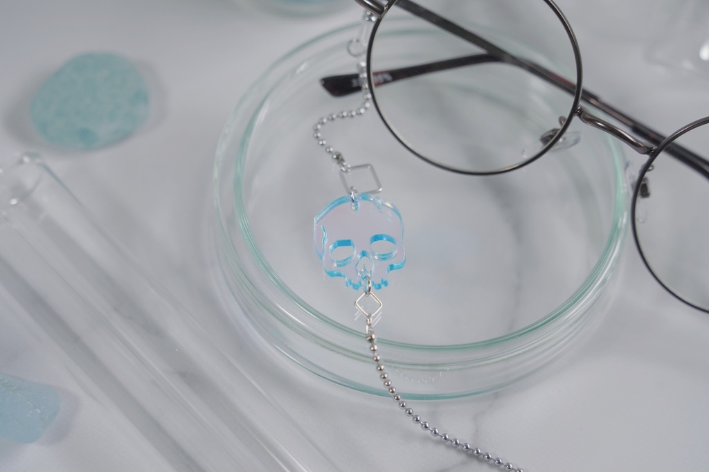 夢色スカルの眼鏡チェーン