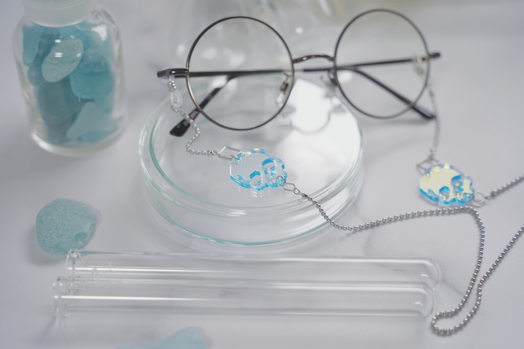 夢色スカルの眼鏡チェーン