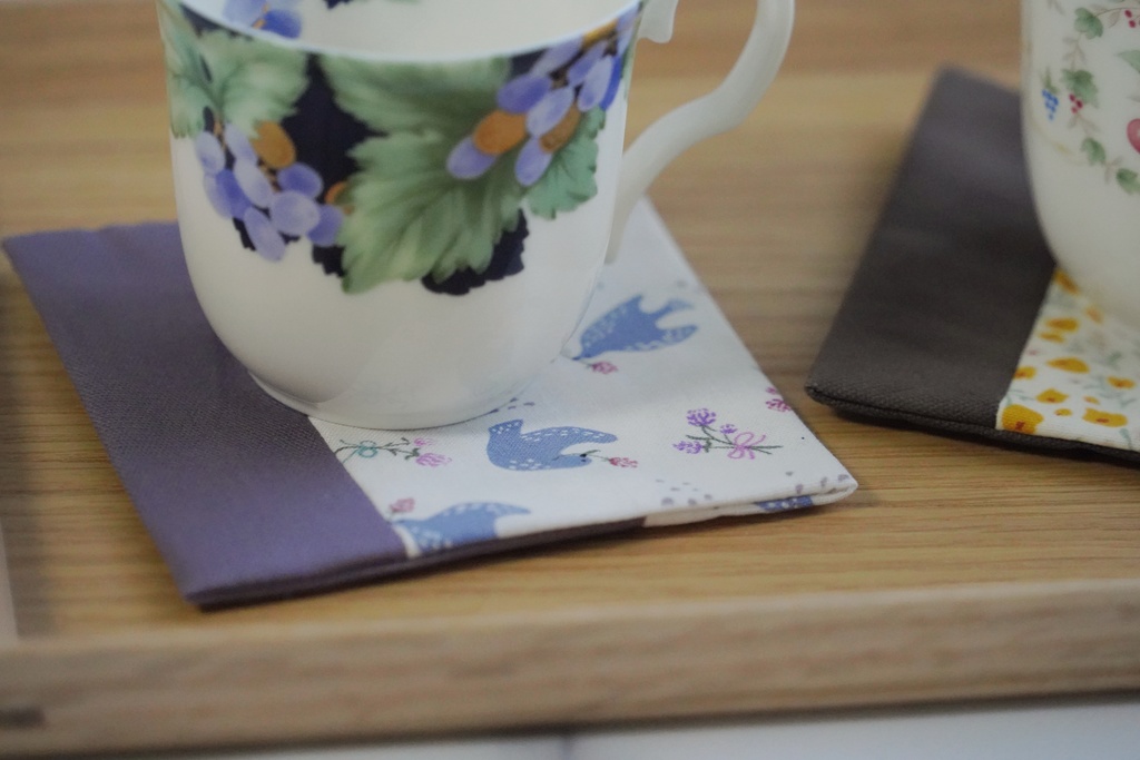 ツートンカラーのコースター