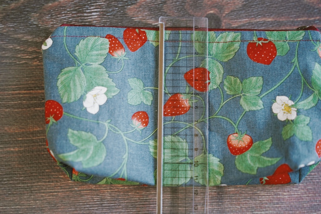 シンプルなポーチ