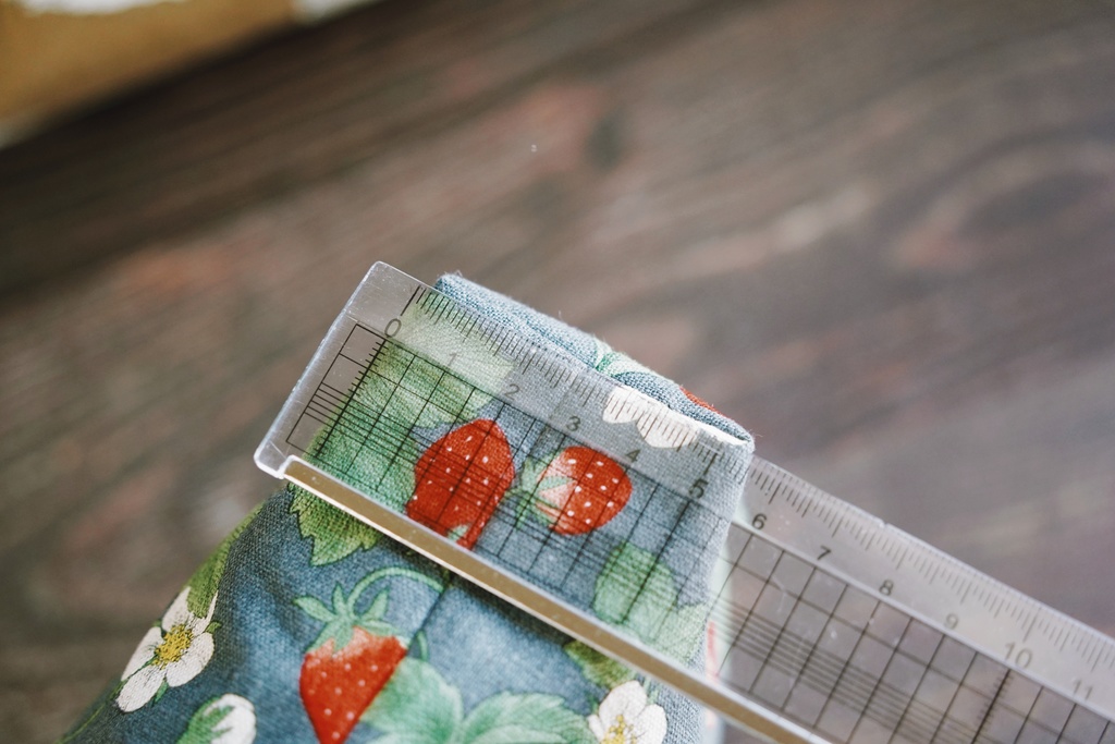 シンプルなポーチ