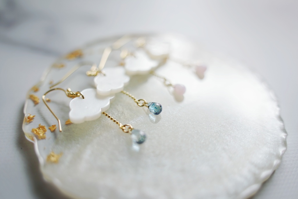 雨降りの耳飾り