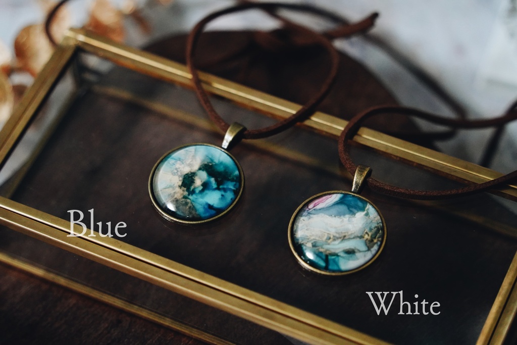 アルコールインクの首飾り