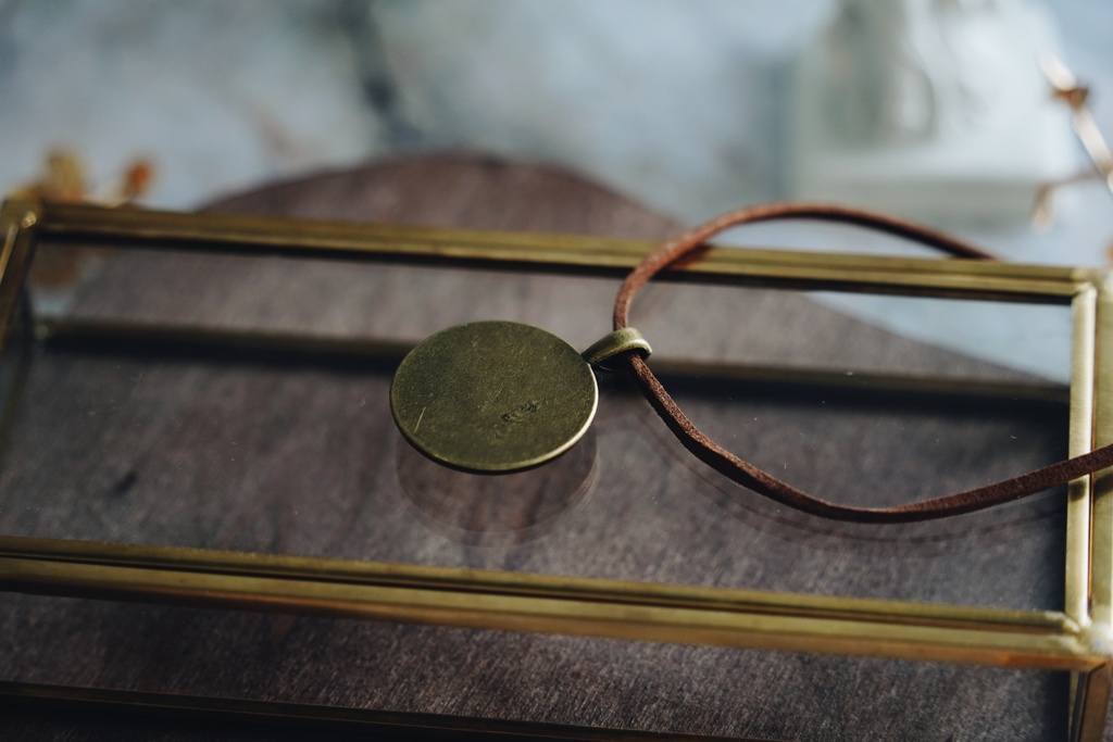 アルコールインクの首飾り