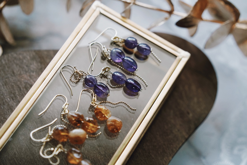 魔法石の耳飾り