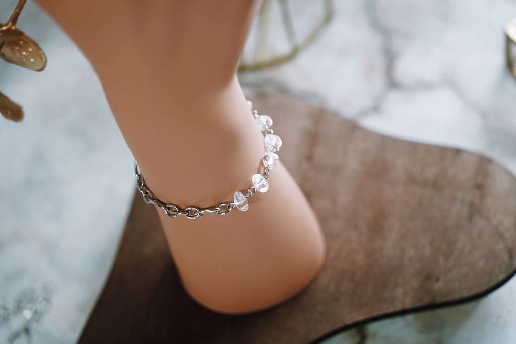 透明さざれのブレスレット