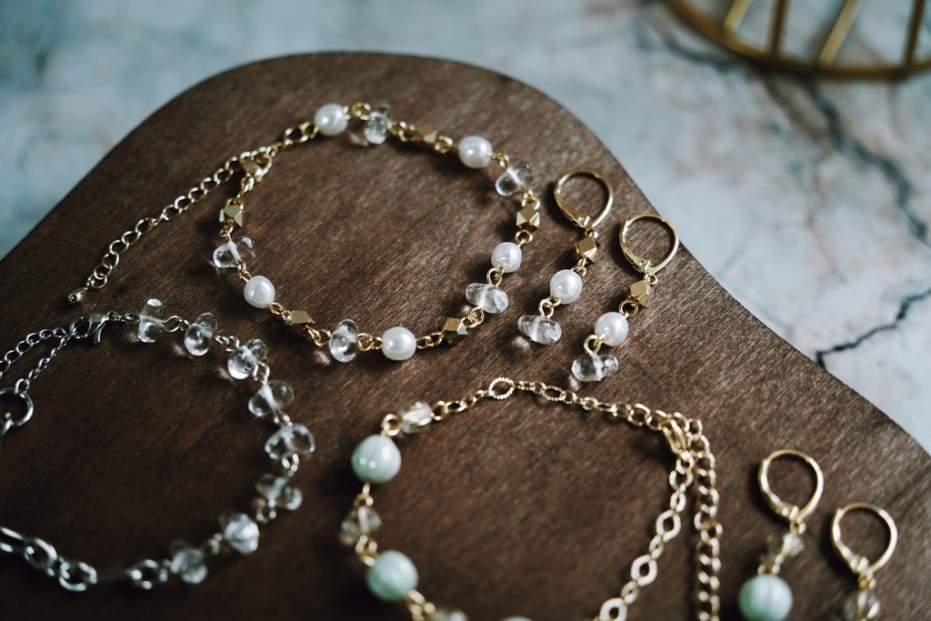 パールとさざれのブレスレット