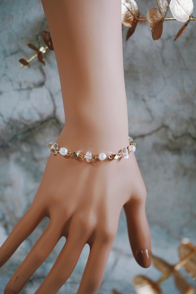 パールとさざれのブレスレット