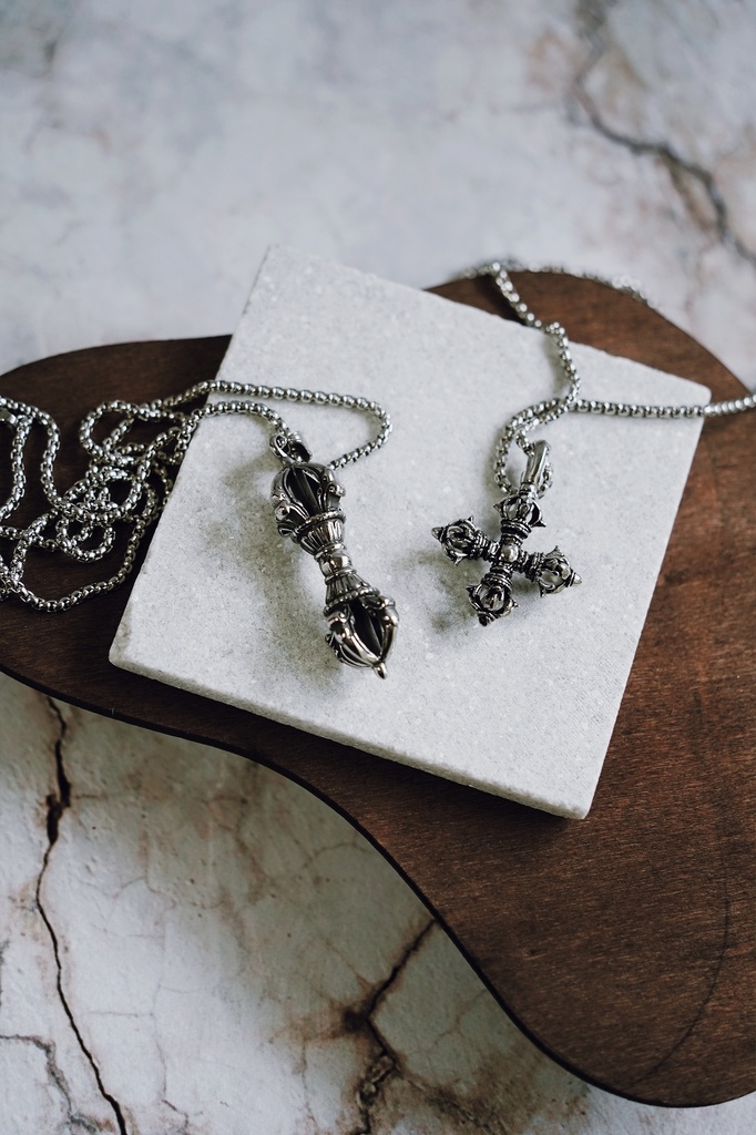 除災招福の首飾り