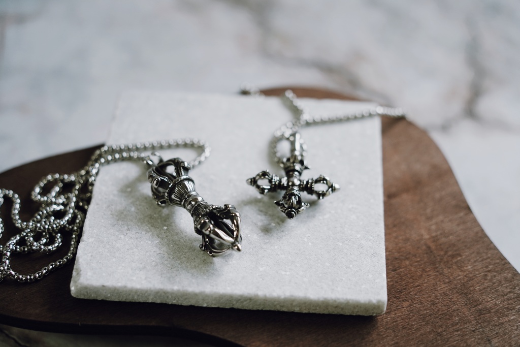 除災招福の首飾り