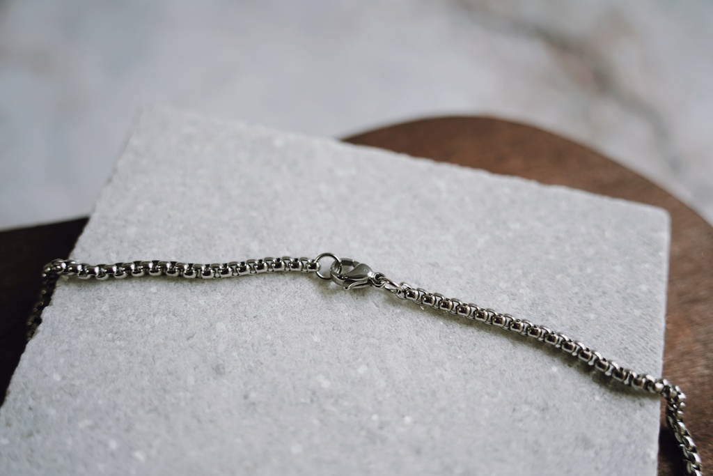 除災招福の首飾り