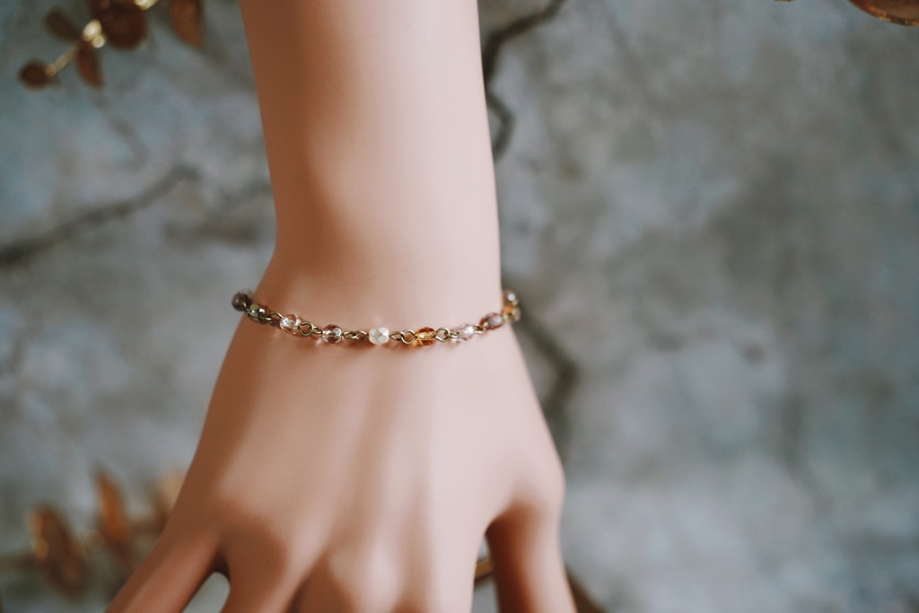 シンプルなアンティークブレスレット