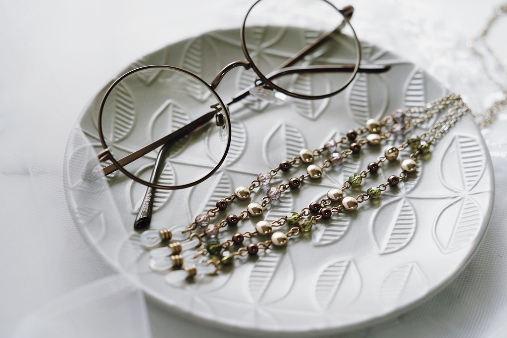 Japanese color の眼鏡チェーン