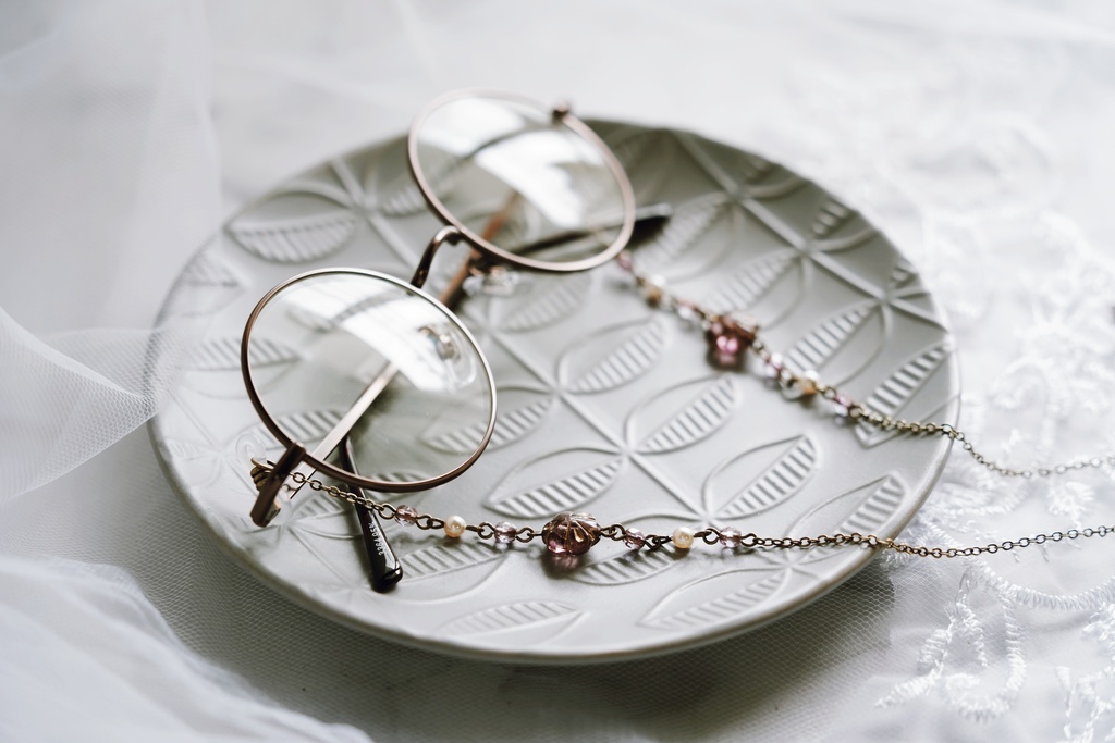 花ガラスの眼鏡チェーン