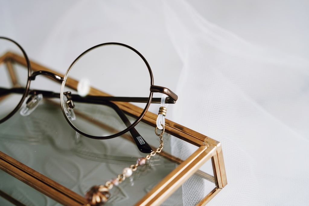 花ガラスの眼鏡チェーン