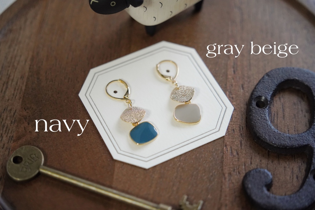 メタルプレートの耳飾り