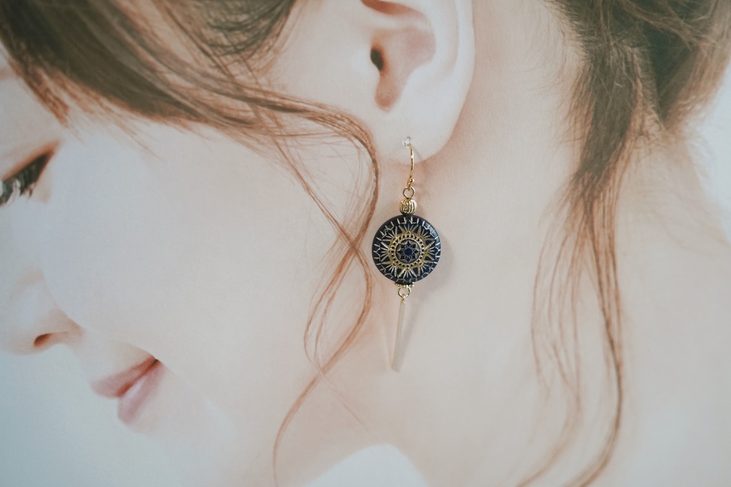 魔法陣の耳飾り