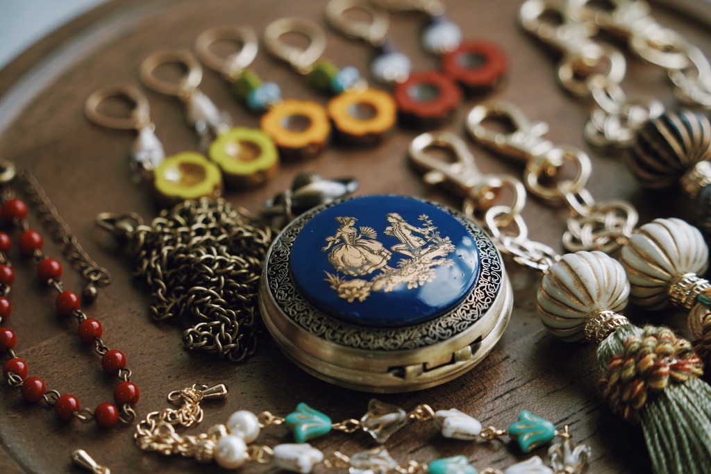 貴婦人の懐中時計