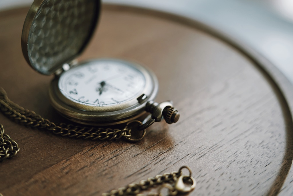 貴婦人の懐中時計