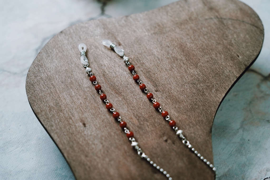 天然石のエスニック風眼鏡チェーン