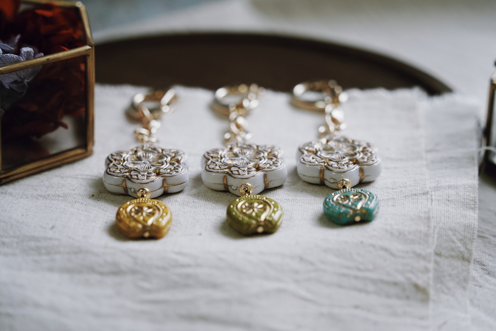 馬蹄とクローバーのキーホルダー