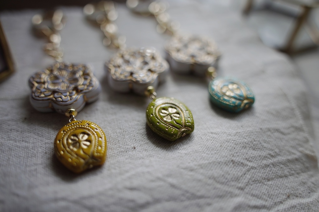 馬蹄とクローバーのキーホルダー