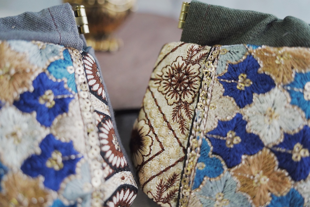 flower gardenのポーチ