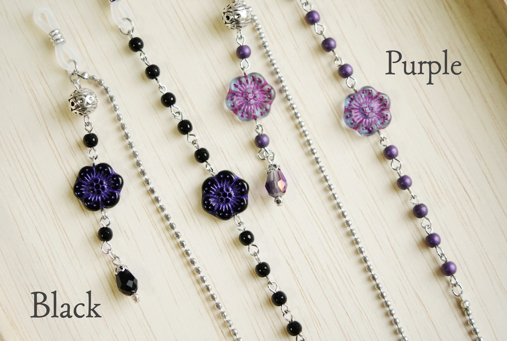 アシンメトリーな華の眼鏡チェーン