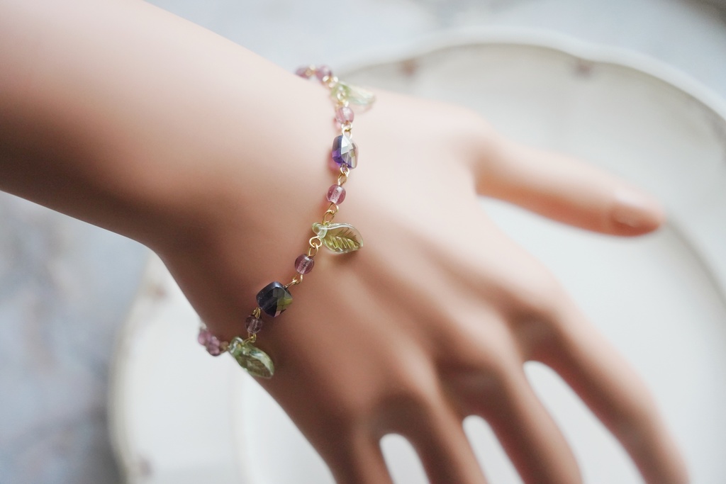 アップルグリーンリーフのブレスレット