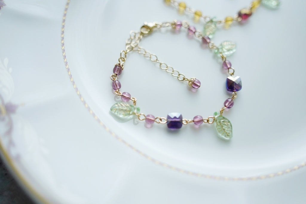 アップルグリーンリーフのブレスレット