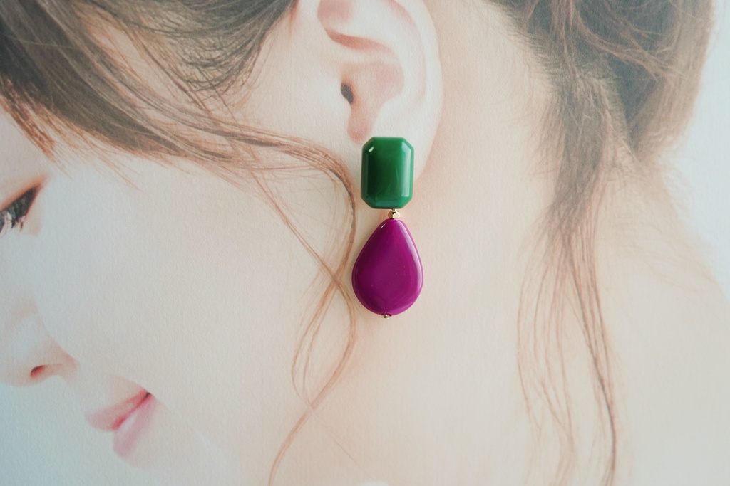 Germany ヴィンテージアクリルの耳飾り