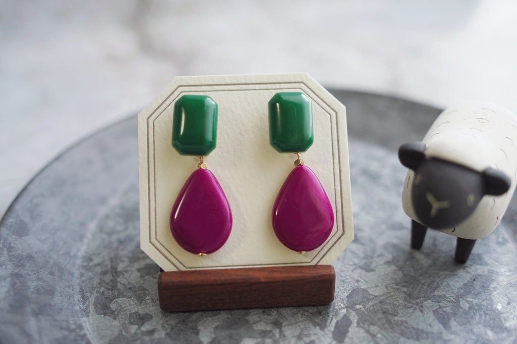 Germany ヴィンテージアクリルの耳飾り