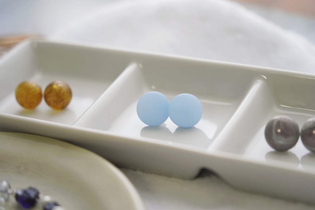 月と惑星の耳飾り