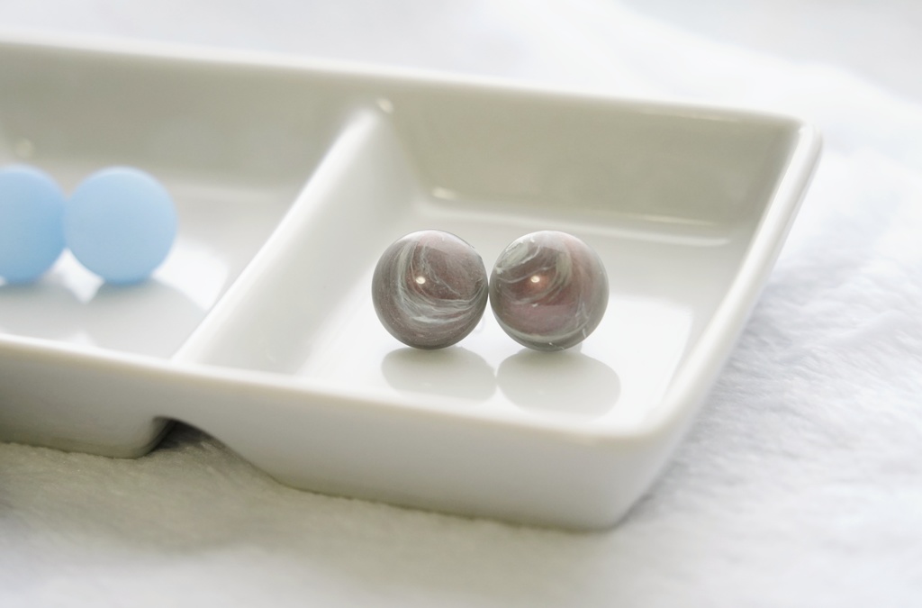 月と惑星の耳飾り