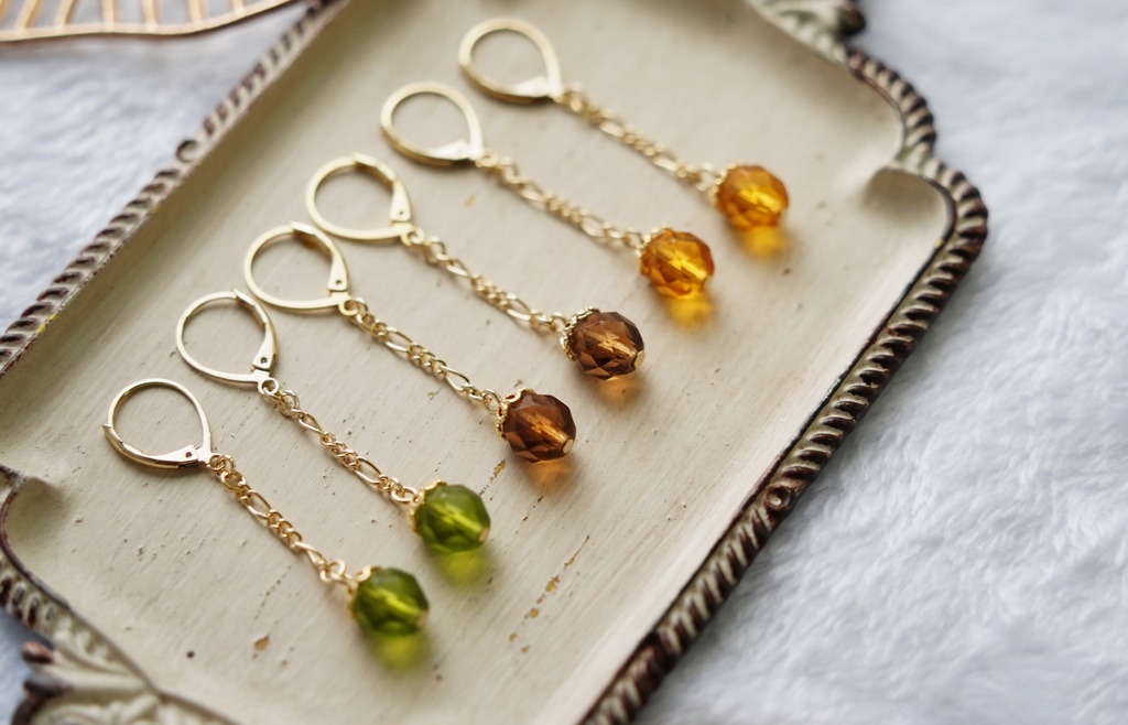 森の恵みの耳飾り