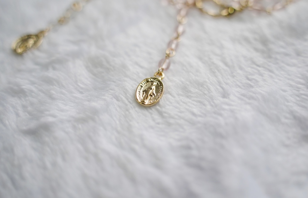 ミニメダイのロングネックレス【gold color】