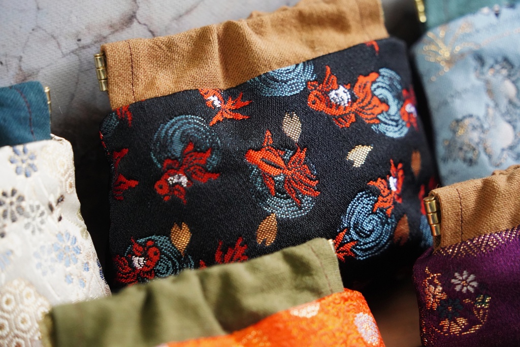 新春万福のポーチ