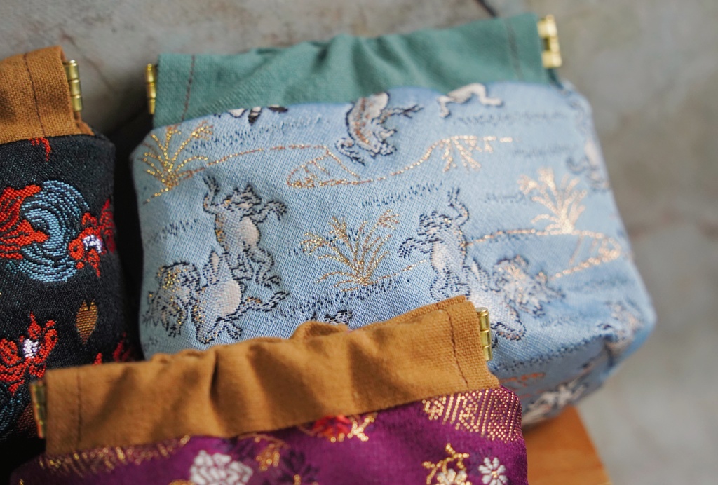 新春万福のポーチ