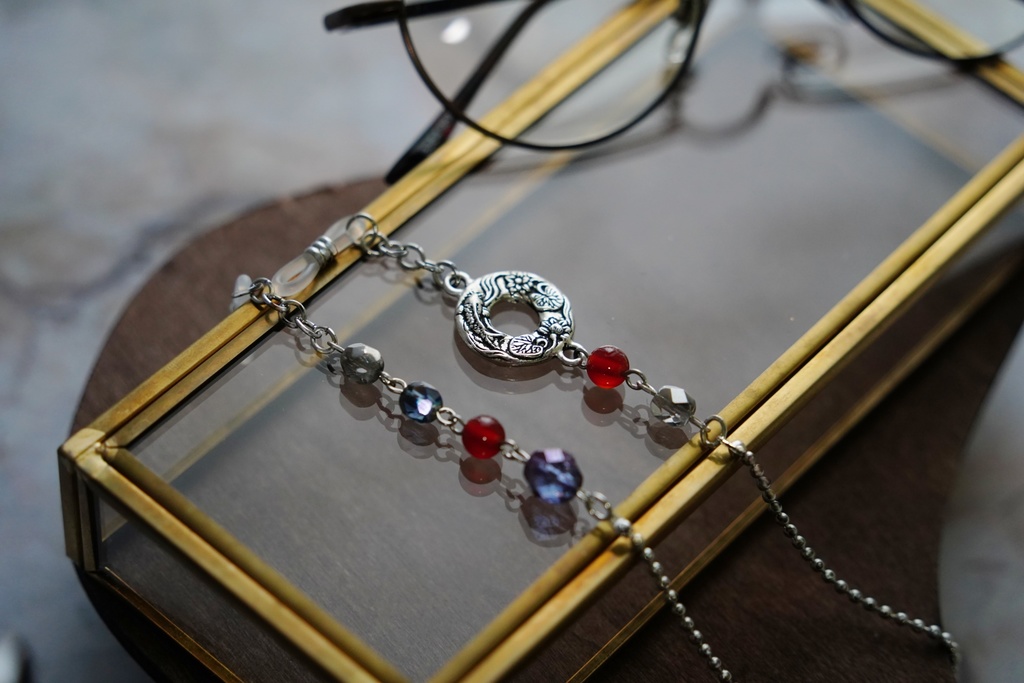 Japanese garden の眼鏡チェーン