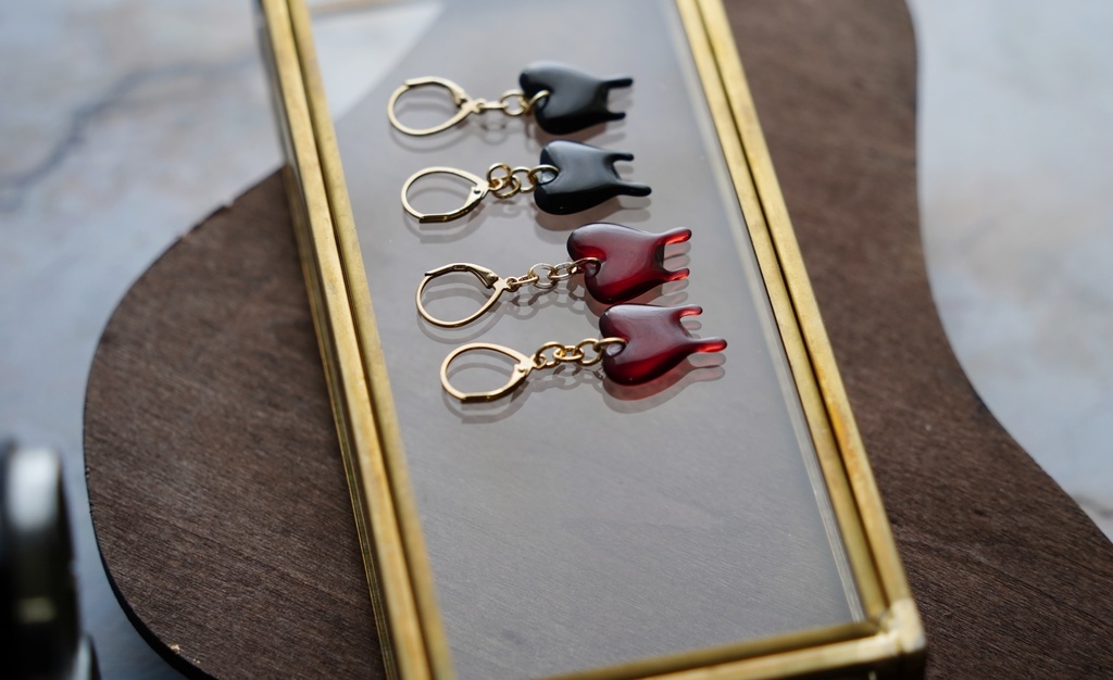 とろけるハートの耳飾り