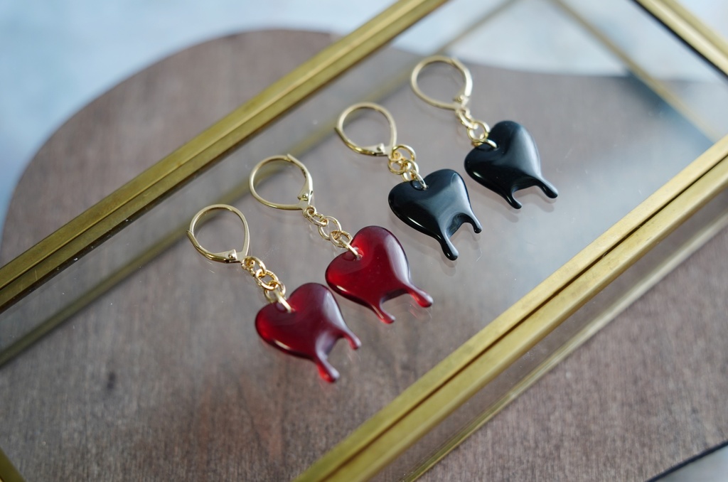 とろけるハートの耳飾り