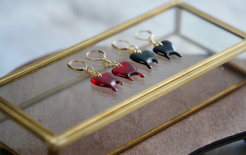 とろけるハートの耳飾り