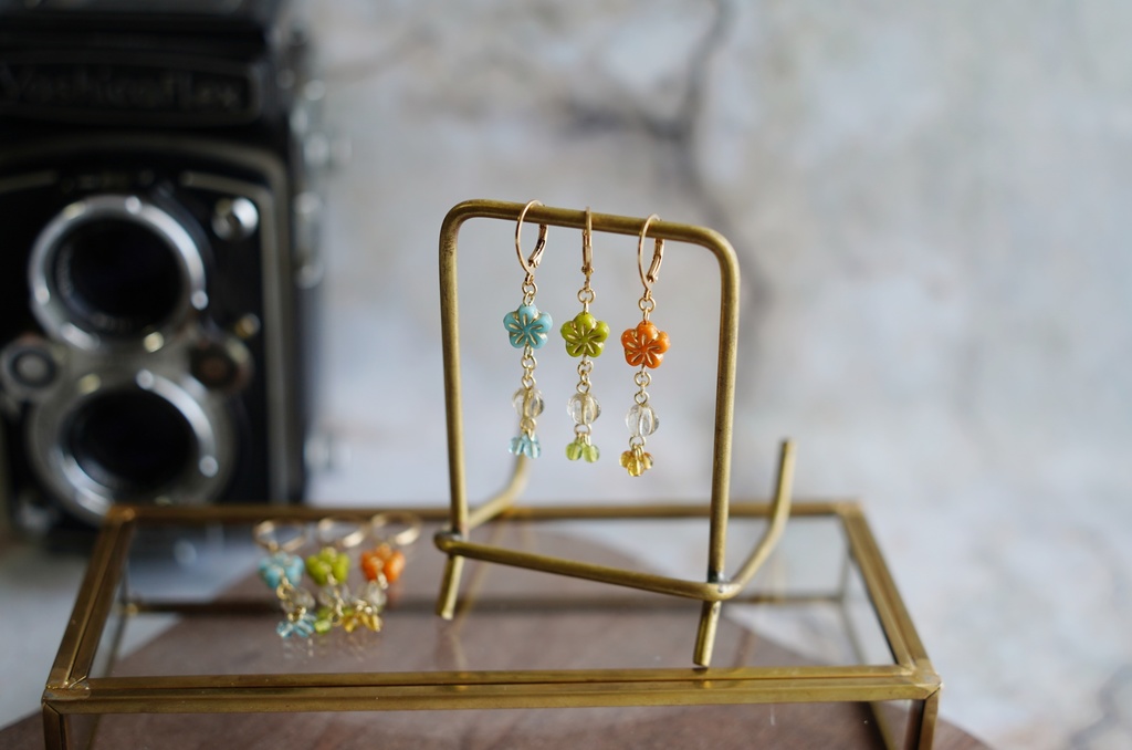 南国小花の耳飾り