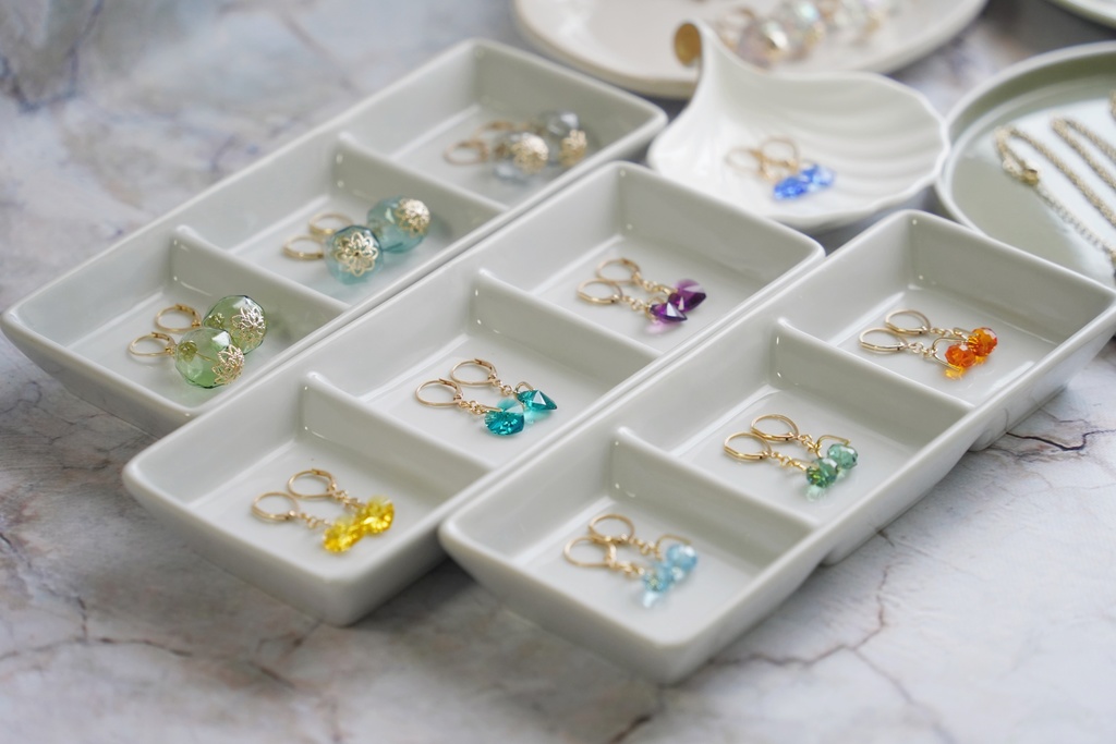 クリスタルハートの耳飾り