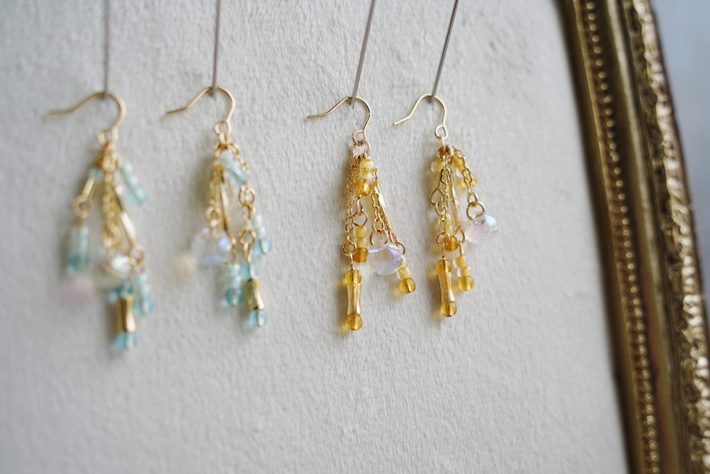 夏色ビーズの耳飾り