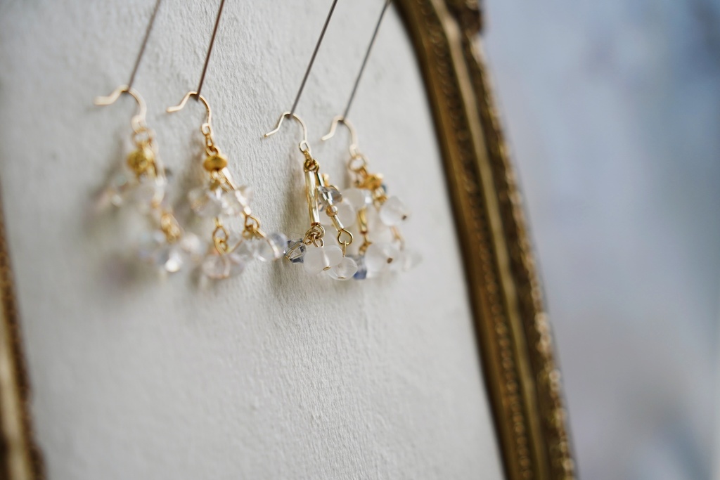 frost or aurora な耳飾り