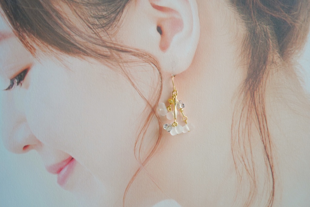 frost or aurora な耳飾り