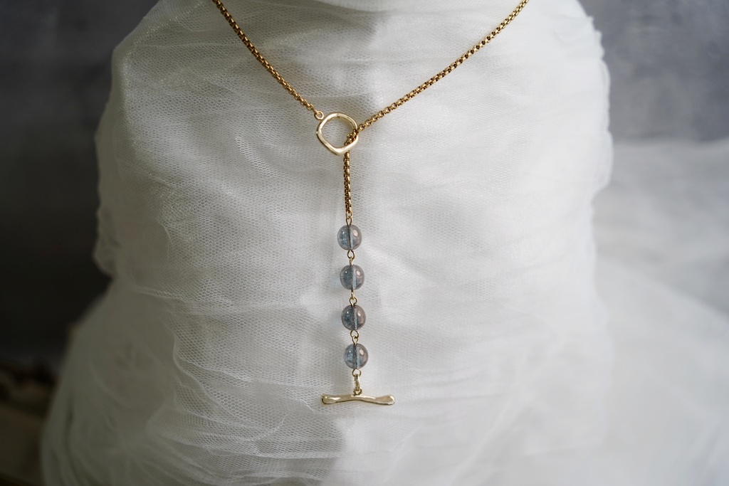 2way仕様のラウンドガラスネックレス