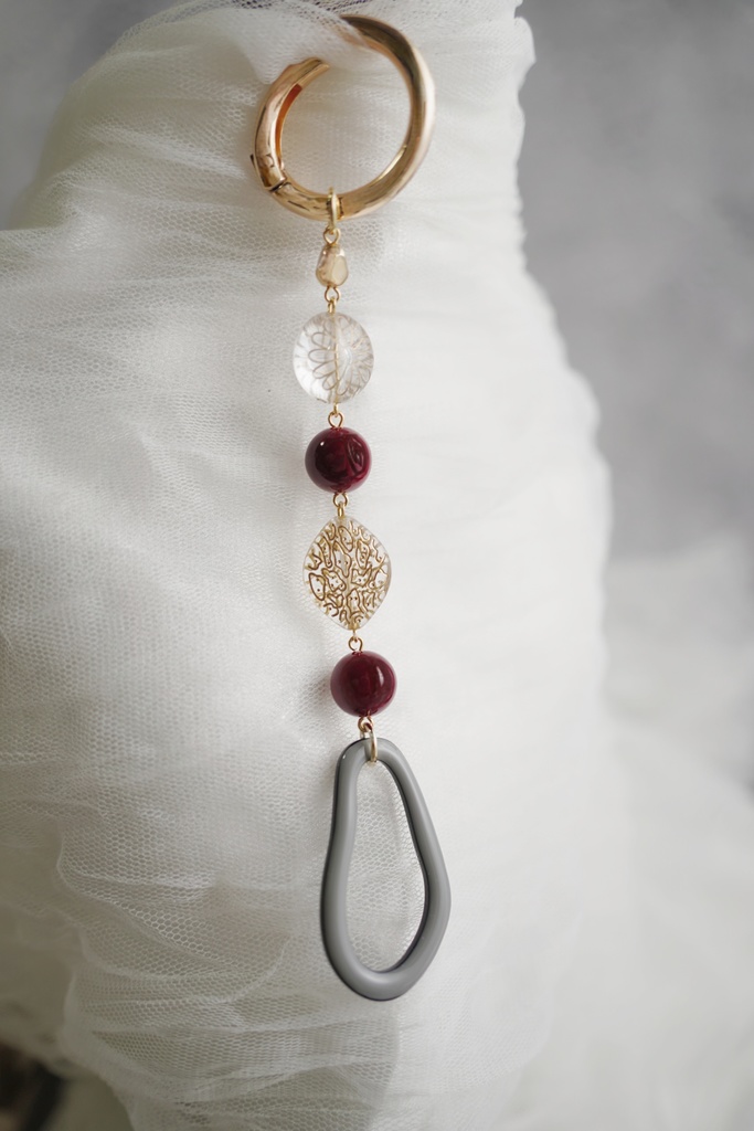 こっくり秋冬カラーのキーチャーム