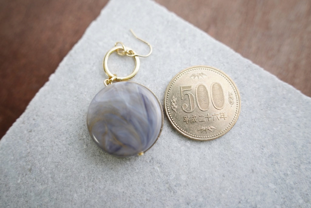 フープとサークルの耳飾り